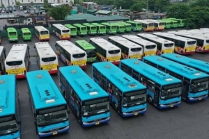 Hà Nội: Đề xuất mở lại hoạt động vận tải hành khách công cộng