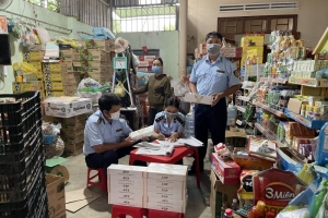 Ninh Thuận: Bày bán thuốc lá nhập lậu, một cửa hàng bị xử phạt 7,5 triệu đồng