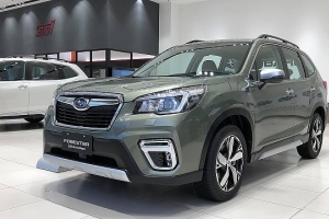 Cuối tháng 10, thêm nhiều mẫu ô tô giảm giá gần 100 triệu đồng