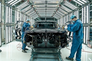 Bộ Tài chính đề xuất giảm 50% lệ phí trước bạ ô tô