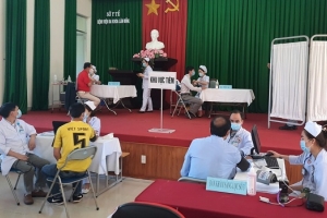 Lâm Đồng: Thống kê trẻ từ 3 tuổi đến người 18 tuổi để tiêm phòng vắc xin Covid-19