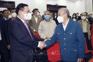 Phải gắn kết chặt chẽ giữa công nghiệp hóa và đô thị hóa
