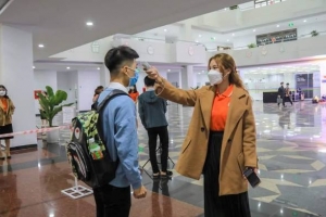 Đà Nẵng: Ngày đầu học sinh lớp 10, 11 đi học trực tiếp