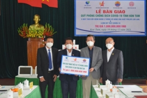 Kon Tum tiếp nhận vật tư y tế phục vụ công tác phòng chống dịch Covid-19