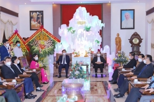 Bí thư Tỉnh ủy Thanh Hóa chúc mừng các linh mục, chức sắc, đồng bào Công giáo nhân dịp Lễ Giáng sinh