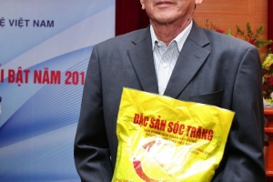 Gạo ngon ST25 bị làm giả