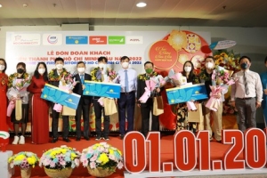 TP. Hồ Chí Minh đón những vị khách du lịch đầu tiên ‘xông đất’năm 2022