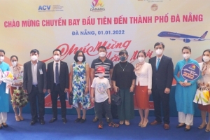 Đà Nẵng đón đoàn khách đến du lịch, nghỉ dưỡng trong ngày đầu năm mới 2022