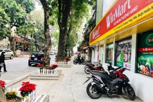 Quận Hoàn Kiếm thông tin về việc thí điểm kinh doanh trên vỉa hè