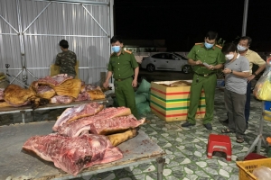 Bình Thuận phát hiện hơn 1 tấn thịt heo không rõ nguồn gốc tại cơ sở dịch vụ tiệc cưới