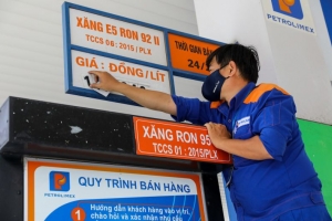 Lùi lịch điều chỉnh giá xăng dầu sang ngày 4/5