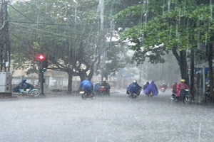 Dự báo thời tiết ngày 01/05: Khu vực Bắc và Trung Bộ có nơi mưa rất to