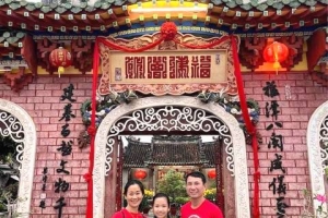 Phố cổ Hội An lễ Valentine càng về đêm, dòng người “đổ bộ” về đông hơn