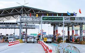 Thu 9.000 tỷ đồng phí sử dụng đường bộ mỗi năm