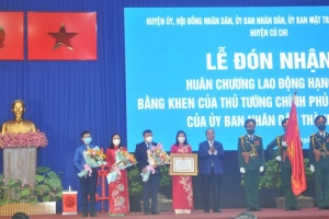 Chủ tịch nước trao tặng Huân chương Lao động hạng III cho huyện Củ Chi, TP. Hồ Chí Minh