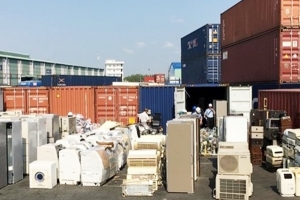 Khởi tố thêm 11 bị can trong vụ buôn lậu 1.282 container máy móc cũ