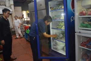 Quận Long Biên (Hà Nội): Xử lý nghiêm hành vi vi phạm an toàn thực phẩm trên địa bàn