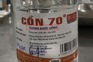 Cơ sở bán lẻ thuốc không được phép kinh doanh sản phẩm có chứa Methanol