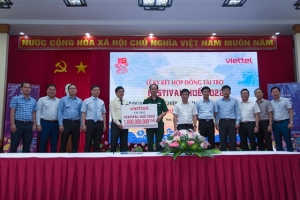 Tập đoàn Viettel tài trợ 01 tỷ đồng cho Festival Huế
