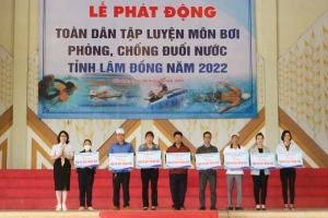 Lâm Đồng phát động toàn dân tập luyện môn bơi phòng, chống đuối nước năm 2022