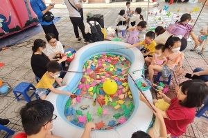  Vui tết thiếu nhi tại trường Đại học Kinh doanh và Công nghệ Hà Nội