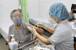 TP. Hồ Chí Minh mở rộng đối tượng tiêm vaccine phòng Covid-19 mũi 4