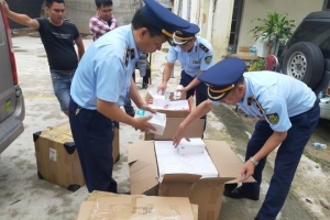 Lạng Sơn: Phát hiện 4.000 bộ Kit test nhanh Covid-19 nhập lậu