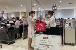 Cho mượn túi môi trường tại hệ thống 6 Trung tâm Bách hóa tổng hợp và siêu thị AEON trên toàn quốc