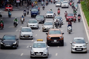 Yêu cầu không được sử dụng phương tiện vi phạm để kinh doanh trong thời gian phương tiện bị thu hồi phù hiệu