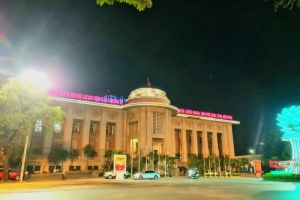 Ngân hàng Nhà nước phát tín hiệu và tiến hành hút tiền, lãi suất VND qua đêm đã căng lên rõ rệt