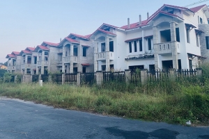 Chế tài về việc đánh thuế cao với người nhiều nhà đất, đầu cơ và đất bỏ hoang