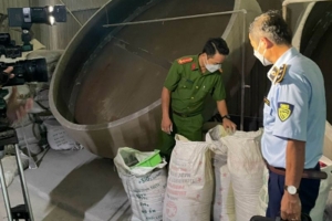 Xử phạt 1 doanh nghiệp tại Long An gần 385 triệu đồng vì hành vi sản xuất phân bón giả
