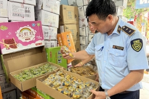 Hà Nội thu giữ hơn 5.000 chiếc bánh trung thu không rõ nguồn gốc