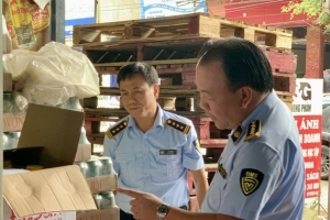 Lực lượng Quản lý thị trường thực hiện khảo sát, nắm bắt giá hàng hóa tại Vĩnh Phúc