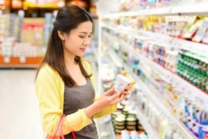 Niêm yết giá nhằm minh bạch trong mua, bán trên thị trường