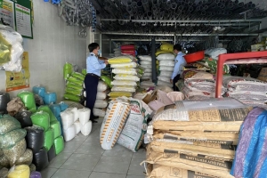 Xử phạt 01 cơ sở kinh doanh buôn bán phân bón giả