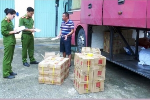 Phát hiện 2.000 chiếc bánh Trung thu không rõ nguồn gốc tại Ninh Bình