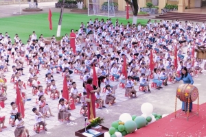 Học sinh Vĩnh Phúc hào hứng, vui tươi, tưng bừng trong ngày khai giảng năm học 2022-2023