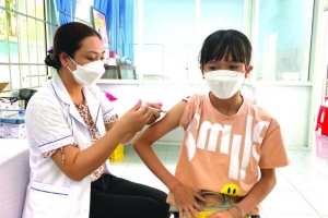 Dịch sốt xuất huyết và dịch Covid-19 tại Bình Dương vẫn diễn biến phức tạp 