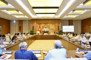 Phó Chủ tịch Quốc hội Nguyễn Đức Hải chủ trì Phiên họp thứ Nhất Đoàn giám sát về phát triển năng lượng