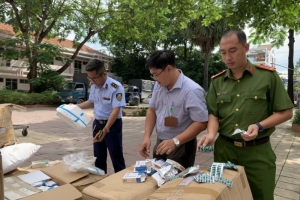 Bình Dương tiêu hủy hàng ngàn vật tư y tế không rõ nguồn gốc
