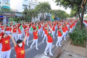 Värna đồng hành cùng người cao tuổi lan tỏa ý thức bảo vệ môi trường