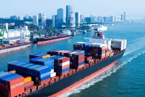 Từ tháng 10/2022, nhiều khoản phí, lệ phí kinh doanh vận tải được giảm đến 50%