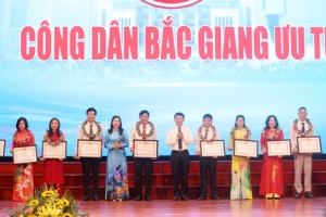 Bắc Giang tôn vinh công dân ưu tú, doanh nghiệp, doanh nhân tiêu biểu