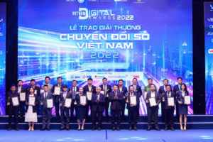 Trao 42 giải thưởng cho các đơn vị, doanh nghiệp có những đóng góp giá trị trong công cuộc chuyển đổi số