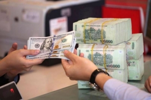 Gần 110.000 tỷ đồng rút khỏi thị trường, tỷ giá chịu thêm sức ép