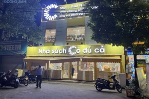 Bày bán sản phẩm thiếu tem nhãn phụ Tiếng Việt, không rõ nguồn gốc: Đại diện nhà sách Có Đủ Cả “im lặng”!