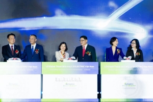 Chủ tịch UBND tỉnh Bắc Ninh nhấn nút khởi động Nhà máy LS Electric Việt Nam
