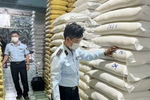 Thu giữ 6 tấn gạo không rõ nguồn gốc xuất xứ