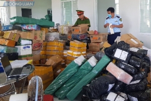 Phú Yên tạm giữ một lượng lớn hàng hoá ngoại nhập trái phép